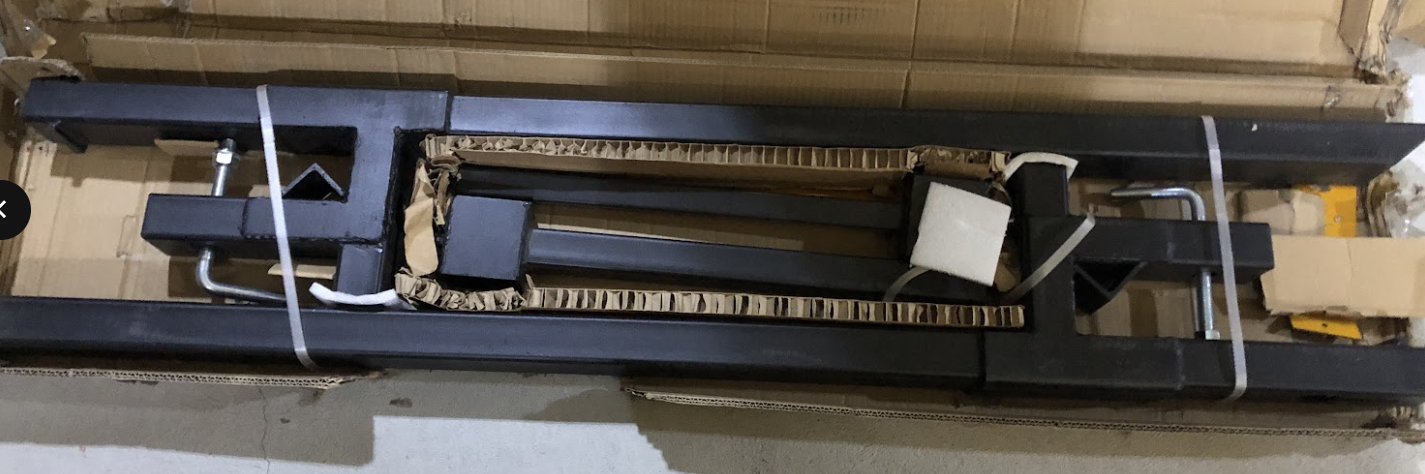 VEVOR Pallet Forks, 2000 lbs Tractor Bucket Forks, 60" Total Length Clamp on Pallet Forks - Image 9