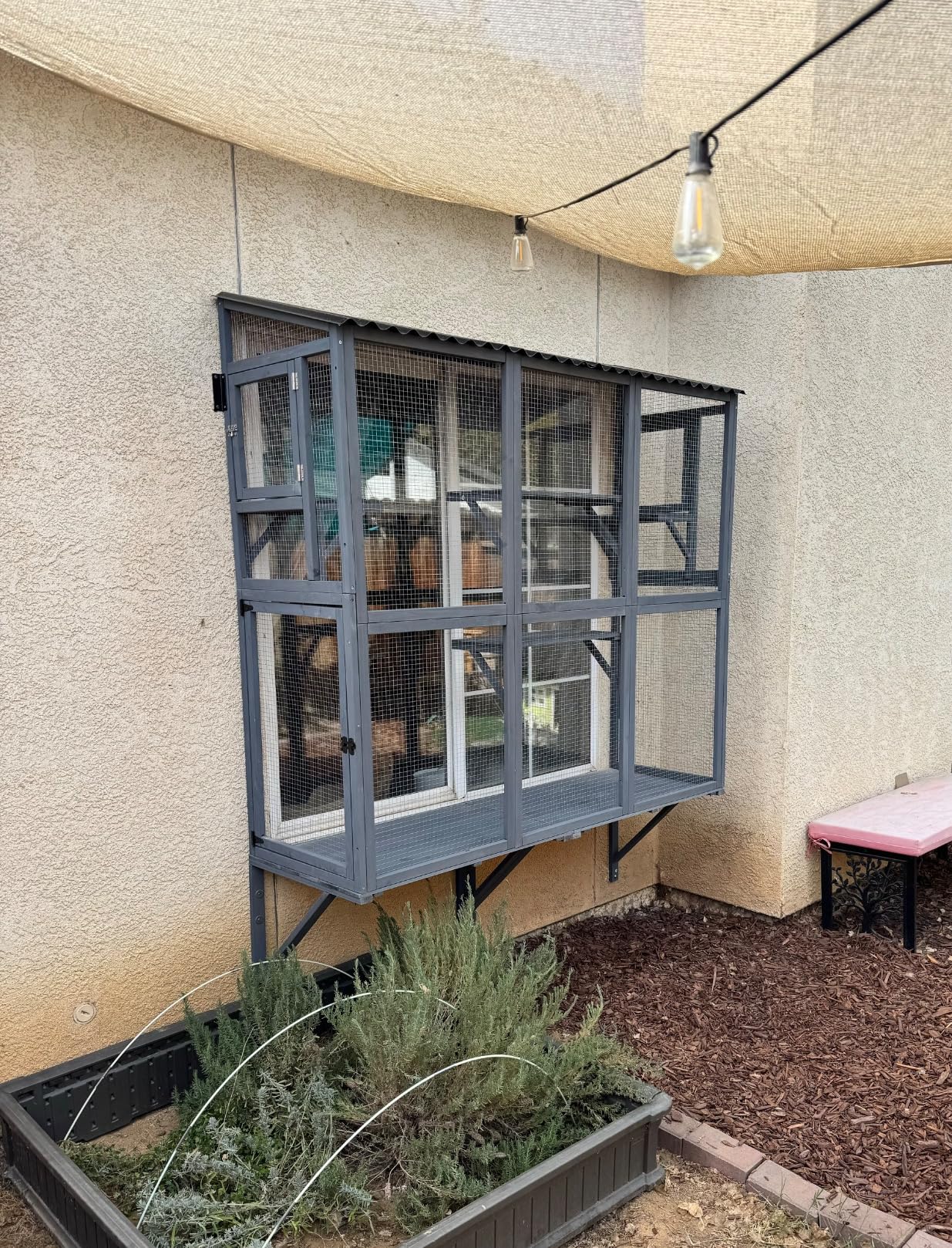 CAT HOUSE A10 | CASA PARA GATOS A10